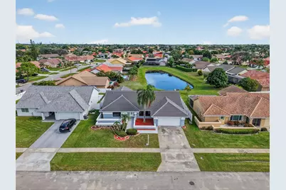 6043 Sunberry Circle, Boynton Beach, FL 33437 - Photo 1