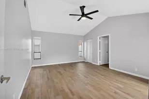 6043 Sunberry Cir, Boynton Beach, FL 33437 - Photo 6