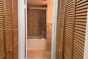6276 NW 186th St, Hialeah, FL 33015 - Photo 16