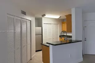 6276 NW 186th St, Hialeah, FL 33015 - Photo 6