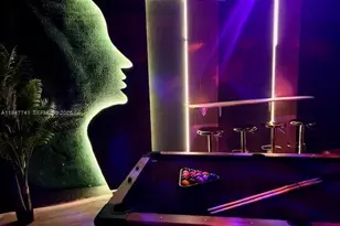 601 NW 10th St, Hallandale Beach, FL 33009 - Photo 6