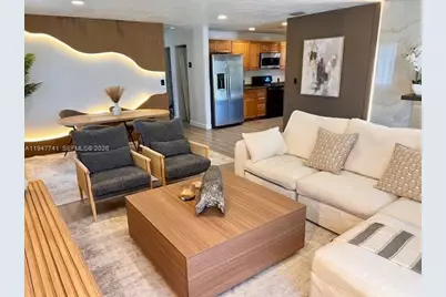 601 NW 10th St, Hallandale Beach, FL 33009 - Photo 1