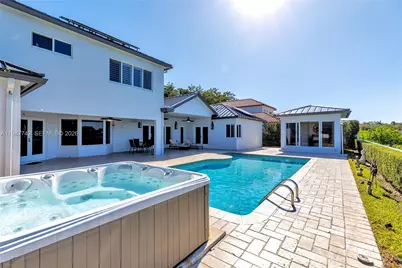 15560 NW 83rd Pl, Miami Lakes, FL 33016 - Photo 30