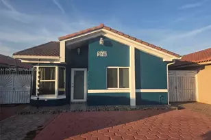 2749 W 73rd Pl, Hialeah, FL 33016 - Photo 1