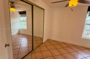 2104 N 14th Ct, Hollywood, FL 33020 - Photo 8