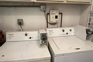 732 Moffett St, Hallandale Beach, FL 33009 - Photo 30