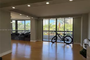 19101 NE 36th Ct, Aventura, FL 33180 - Photo 2