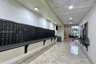 2750 NE 183rd St, Aventura, FL 33160 - Photo 34