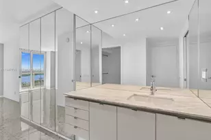 100 Bayview Dr, Sunny Isles Beach, FL 33160 - Photo 22