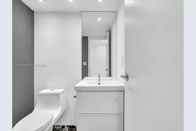 100 Bayview Dr #1220, Sunny Isles Beach, FL 33160 - Photo 20