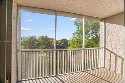 1100 NW 87th Ave #506, Coral Springs, FL 33071 - Photo 2