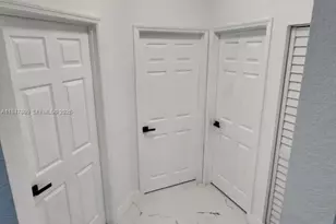 18252 SW 146th Ave, Miami, FL 33177 - Photo 16