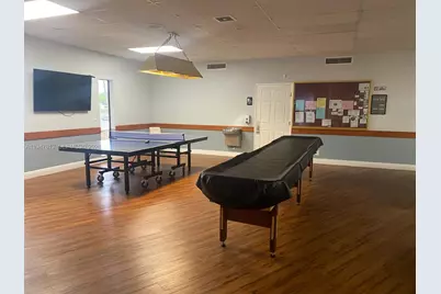 412 Briarwood Cir #2-23, Hollywood, FL 33024 - Photo 30