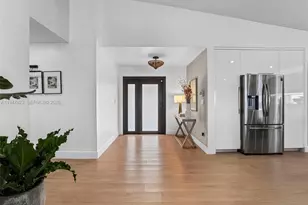 7753 NW 189th St, Hialeah, FL 33015 - Photo 4