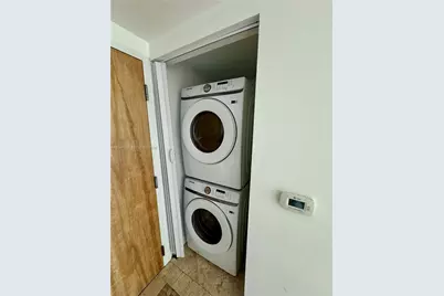 350 S Miami Ave #2912, Miami, FL 33130 - Photo 6