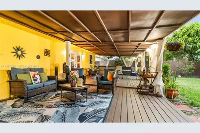 7808 SW 8th Ct, North Lauderdale, FL 33068 - Photo 30