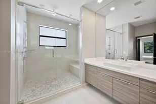 15722 NW 88th Ave, Miami Lakes, FL 33018 - Photo 34