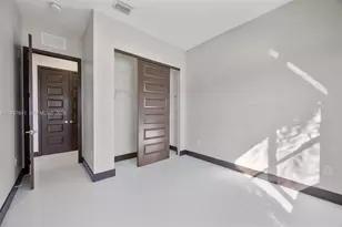 15722 NW 88th Ave, Miami Lakes, FL 33018 - Photo 16