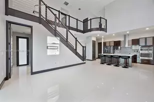 15722 NW 88th Ave, Miami Lakes, FL 33018 - Photo 18