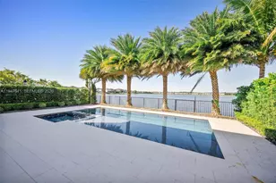 15722 NW 88th Ave, Miami Lakes, FL 33018 - Photo 2