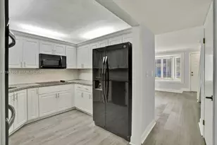 10102 SW 77th Ct, Miami, FL 33156 - Photo 12