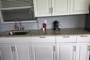 22310 SW 114th Ct, Miami, FL 33170 - Photo 16