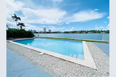 960 Bay Dr #910, Miami Beach, FL 33141 - Photo 1