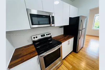 960 Bay Dr #910, Miami Beach, FL 33141 - Photo 8