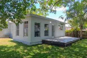 1051 NW 63rd St, Miami, FL 33150 - Photo 30