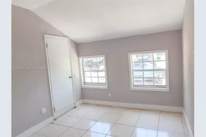 1051 NW 63rd St, Miami, FL 33150 - Photo 26