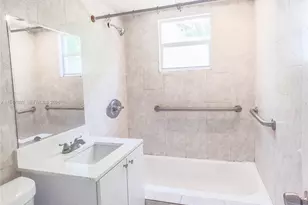1051 NW 63rd St, Miami, FL 33150 - Photo 14