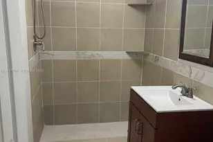 13110 SW 10th St, Miami, FL 33184 - Photo 6