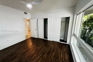 946 Bay Dr, Miami Beach, FL 33141 - Photo 14