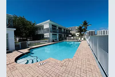 946 Bay Dr #2, Miami Beach, FL 33141 - Photo 24