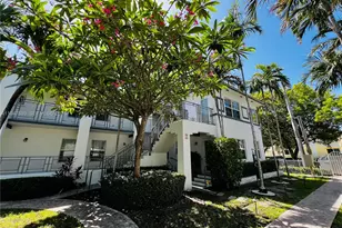 946 Bay Dr, Miami Beach, FL 33141 - Photo 20