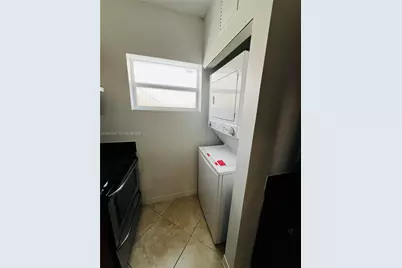 946 Bay Dr #2, Miami Beach, FL 33141 - Photo 18
