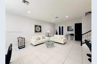 12407 NW 18th Ct, Pembroke Pines, FL 33028 - Photo 8