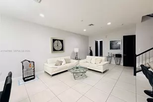 12407 NW 18th Ct, Pembroke Pines, FL 33028 - Photo 8