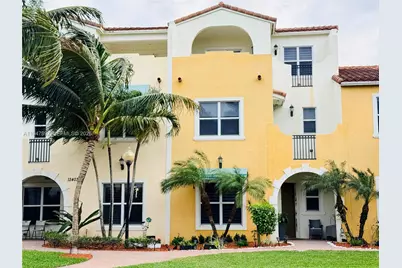 12407 NW 18th Ct, Pembroke Pines, FL 33028 - Photo 2