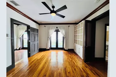 1470 Lincoln Ter #4, Miami Beach, FL 33139 - Photo 16