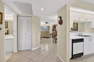 1651 SW 127th Ave, Pembroke Pines, FL 33027 - Photo 12