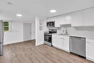 2636 SW 29th Ct, Miami, FL 33133 - Photo 14