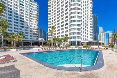 801 Brickell Bay Dr #764, Miami, FL 33131 - Photo 2