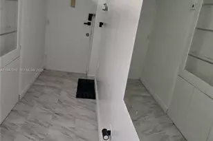 801 Brickell Bay Dr, Miami, FL 33131 - Photo 24