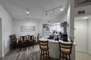 12840 Vista Isles Dr, Sunrise, FL 33325 - Photo 2