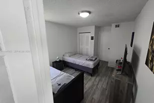 12840 Vista Isles Dr, Sunrise, FL 33325 - Photo 12