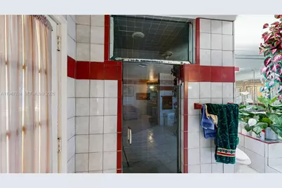 2420 NW 132nd St, Miami, FL 33167 - Photo 52