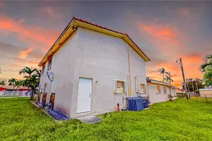 2420 NW 132nd St, Miami, FL 33167 - Photo 4