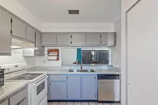 9066 SW 147th Ct, Miami, FL 33196 - Photo 12