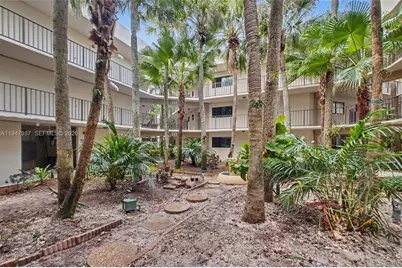 [Address not provided], Miami, FL 33173 - Photo 4